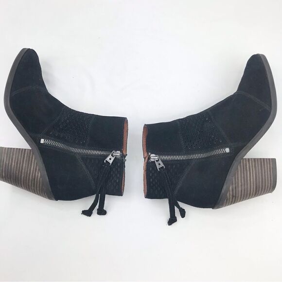 Lucky Brand RAMSES Black Suede Leather Laser Cut PointedToe Zipper Ankle Boots - Picture 7 of 16